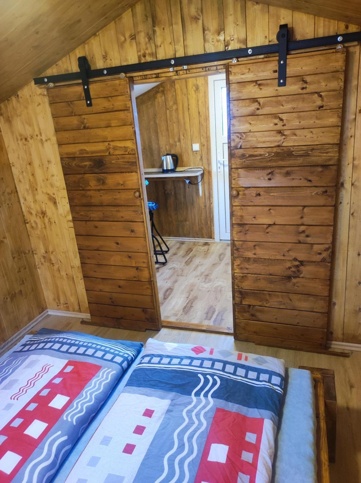 Ubytovani V Klimatizovanych Chatickach Stit Chlumec nad Cidlinou Exterior foto